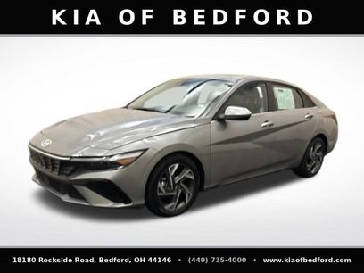 Used 2025 Hyundai Elantra SEL