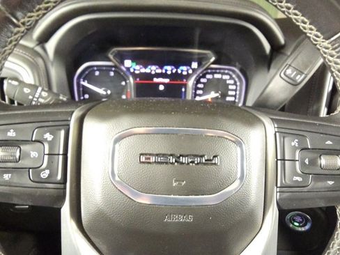 Used 2022 GMC Sierra 2500 Denali w/ Denali Ultimate Package image 19