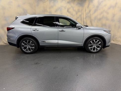 Used 2024 Acura MDX FWD w/ Technology Package image 9