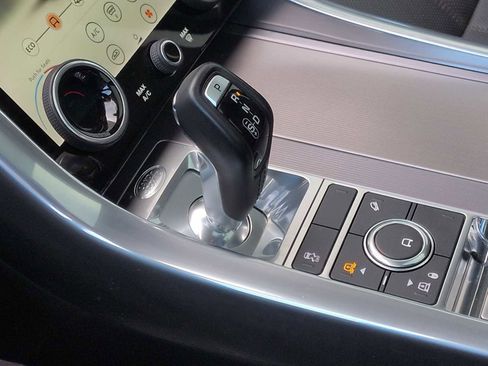 Used 2019 Land Rover Range Rover Sport HSE image 35