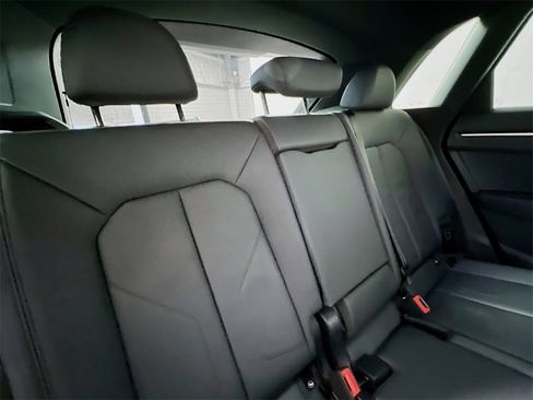 Used 2024 Audi Q3 2.0T Premium w/ Convenience Package image 26