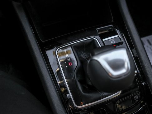 New 2026 Jeep Compass Latitude image 18