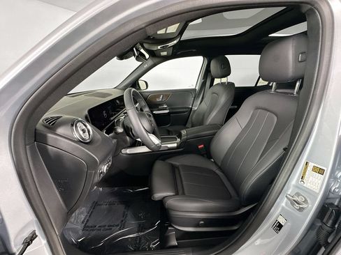 Used 2026 Mercedes-Benz GLB 250 image 18