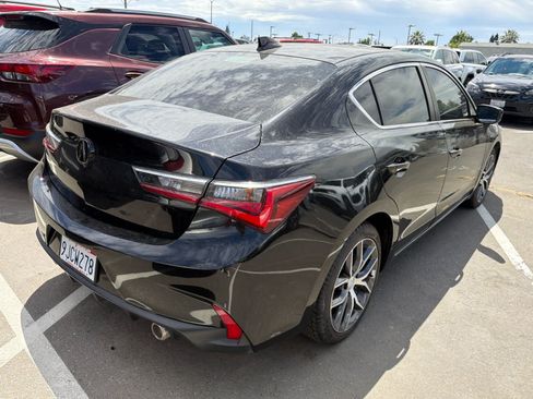 Used 2022 Acura ILX w/ Premium Package FWD image 11