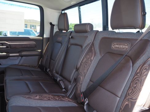 New 2025 RAM 1500 Limited image 16