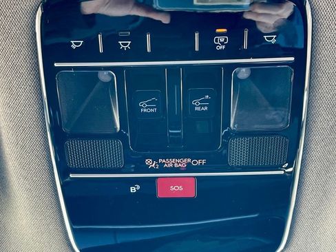 Used 2024 Hyundai Santa Fe Limited image 47