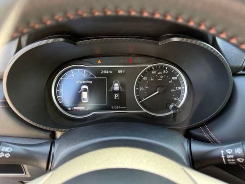 Used 2020 Nissan Versa SR w/ Convenience Package FWD image 18