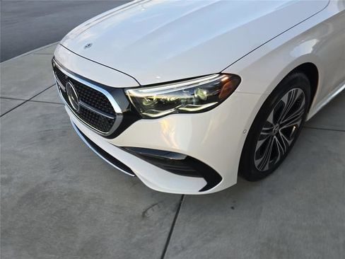New 2026 Mercedes-Benz E 350 4MATIC Sedan image 11