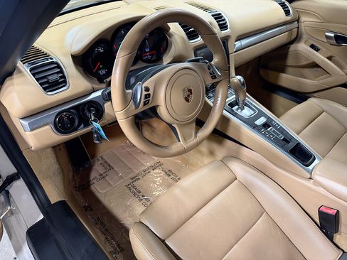 Used 2013 Porsche Boxster S image 4