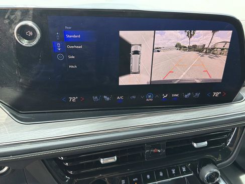 Used 2025 Chevrolet Suburban Premier RWD image 24