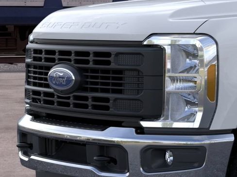 New 2026 Ford F250 XL w/ 360-Degree Camera Package AWD/4WD image 18