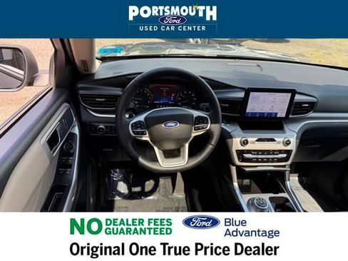 Certified 2021 Ford Explorer XLT w/ Equipment Group 202A image 7