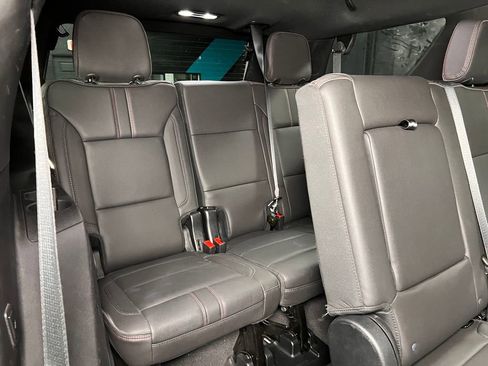 Used 2023 Chevrolet Tahoe RST w/ Luxury Package AWD/4WD image 28