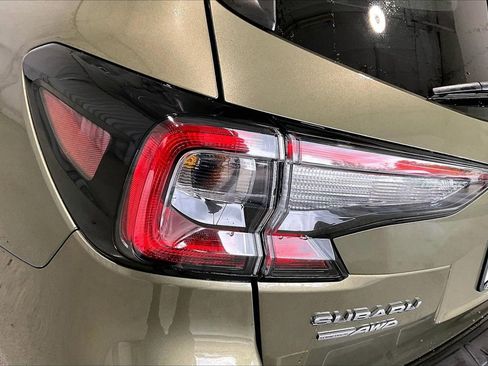 Used 2023 Subaru Outback Limited image 29