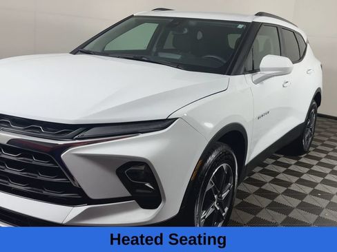 Used 2025 Chevrolet Blazer LT w/ Convenience Package FWD image 6