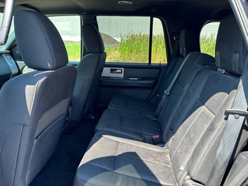 Used 2017 Ford Expedition XLT AWD/4WD image 12