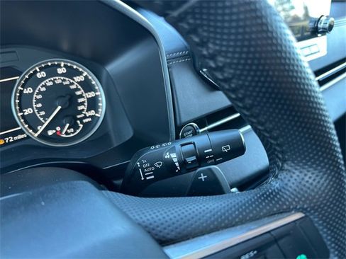 Used 2024 Mitsubishi Outlander SE image 26