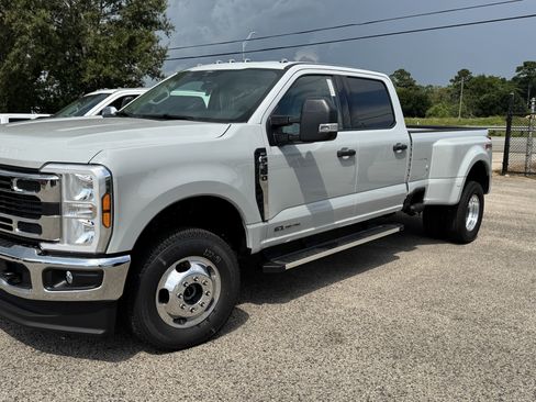 New 2026 Ford F350 XLT AWD/4WD image 6