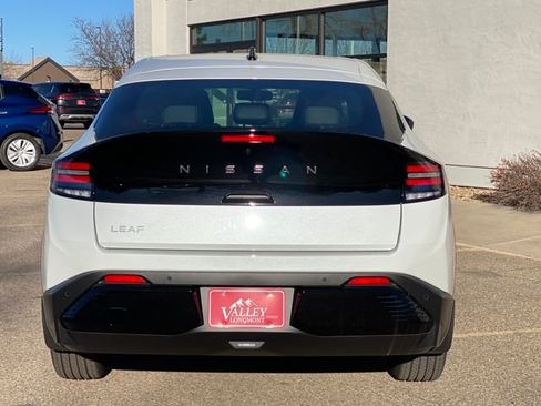 New 2026 Nissan Leaf SV+ w/ Floor Mat Package (SV+) image 4