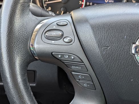 Used 2021 Nissan Murano SV AWD/4WD image 19