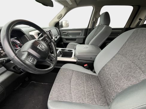 Used 2018 RAM 2500 Big Horn image 9