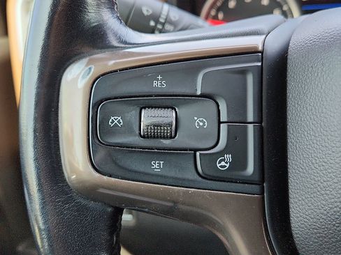 Used 2020 Chevrolet Silverado 1500 High Country w/ Z71 Off-Road Package AWD/4WD image 16