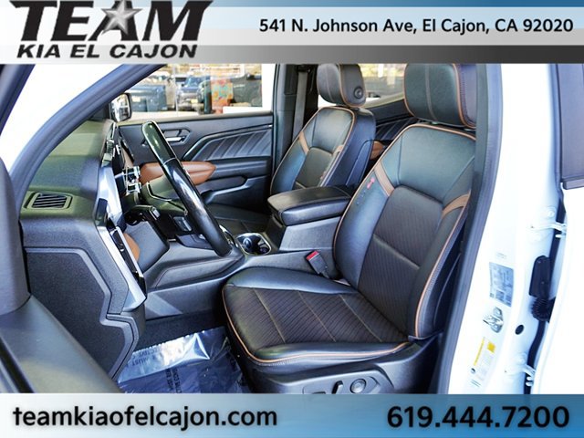 Used 2023 GMC Canyon AT4 w/ AT4 Premium Package AWD/4WD image 18