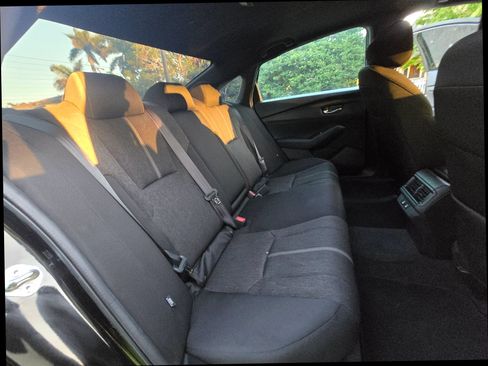 Used 2025 Honda Accord Sport image 28
