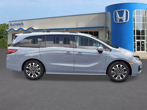 New 2026 Honda Odyssey Elite image 6