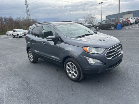 Used 2019 Ford EcoSport SE w/ SE Convenience Package image 8