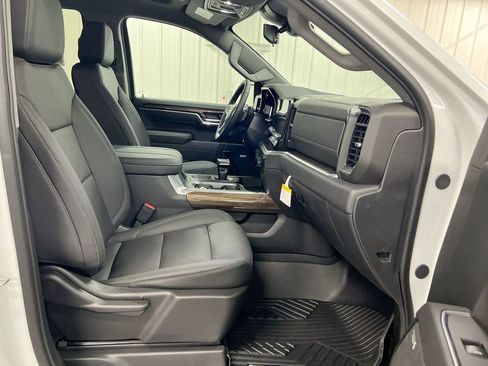 New 2026 Chevrolet Silverado 1500 LT Trail Boss w/ LT Trail Boss Premium Package AWD/4WD image 22