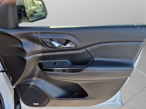 Used 2021 GMC Acadia AT4 w/ LPO, Adventure Package image 13