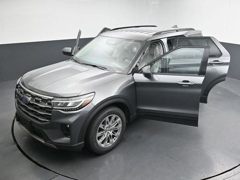 New 2026 Ford Explorer Active w/ Active Comfort Package image 33