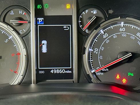 Used 2022 Toyota 4Runner Limited image 19