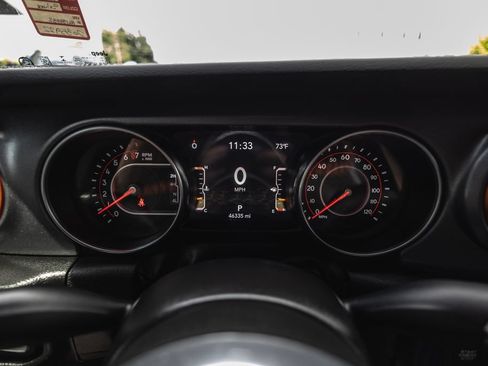 Used 2022 Jeep Gladiator Mojave w/ Trailer Tow Package AWD/4WD image 13