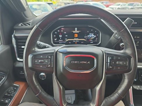 Used 2024 GMC Sierra 2500 Denali Ultimate image 30