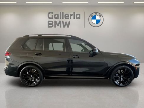 Certified 2024 BMW X7 xDrive40i w/ M Sport Package image 4