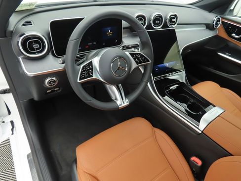 New 2025 Mercedes-Benz C 300 4MATIC Sedan image 9