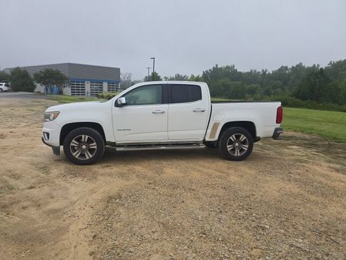 Used 2016 Chevrolet Colorado LT w/ Luxury Package, Chrome RWD image 4