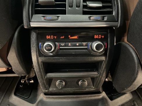 Used 2017 BMW X5 xDrive40e image 32