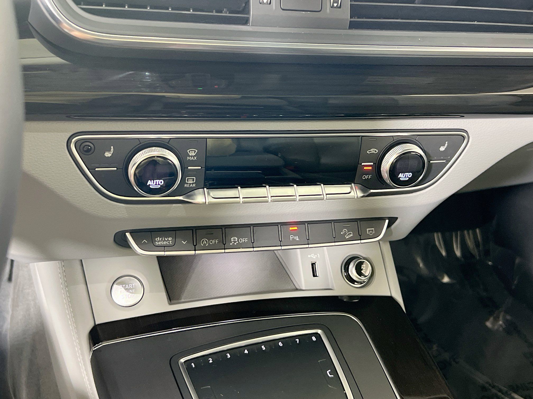 Used 2019 Audi Q5 2.0T Premium Plus w/ Premium Plus Package AWD/4WD image 15