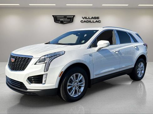 Certified 2026 Cadillac XT5 Luxury FWD image 1