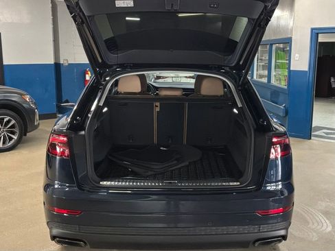 Used 2025 Audi Q8 Premium Plus w/ Premium Plus Package image 24