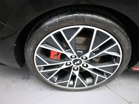 Used 2022 Hyundai Elantra N Base image 12