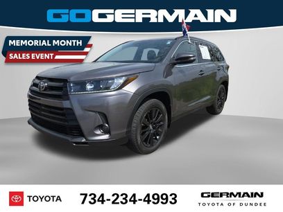 Used 2019 Toyota Highlander SE