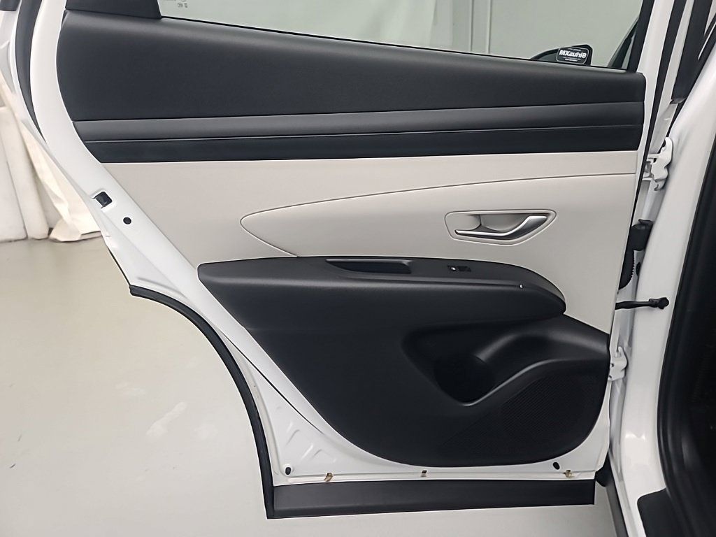 Used 2026 Hyundai Tucson SEL Plus FWD image 18