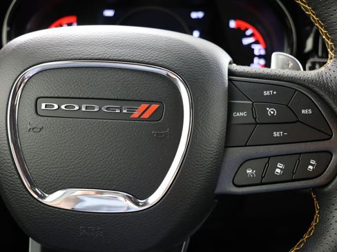 Used 2023 Dodge Durango R/T w/ Hemi Orange Plus Package AWD/4WD image 30