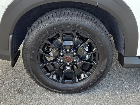 New 2026 Nissan Armada PRO-4X image 7