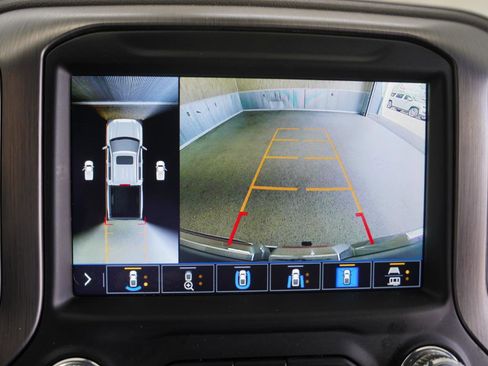 Used 2020 GMC Sierra 1500 Denali w/ Technology Package image 19