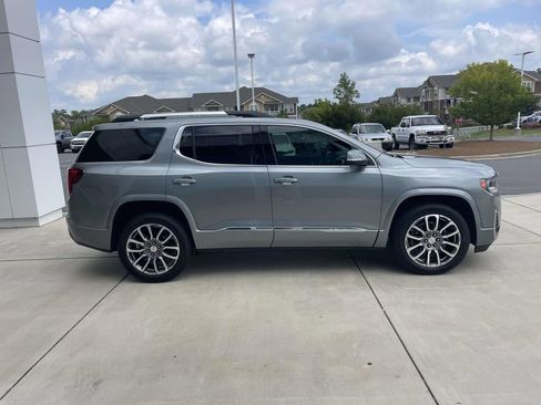 Used 2023 GMC Acadia Denali w/ Denali Ultimate Package FWD image 6